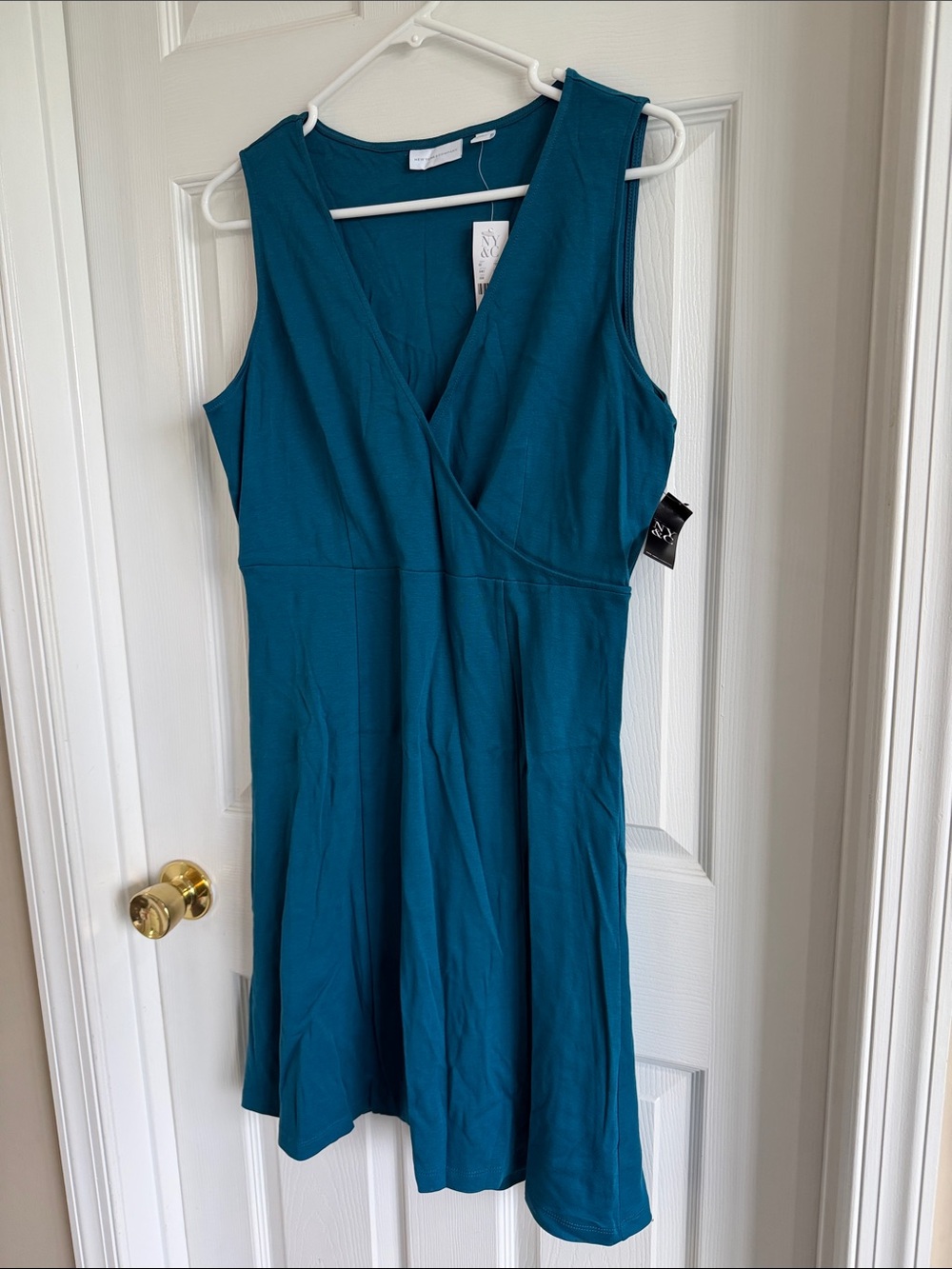 NWT New York & Company Teal V-Neck Sleeveless Wrap-Style Mini Dress - Picture 6 of 10